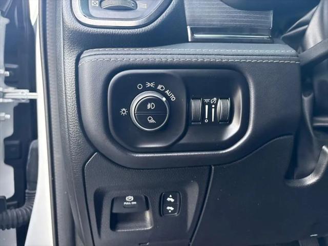 2023 Ram 1500 Limited Crew Cab 4x4 5'7" Box