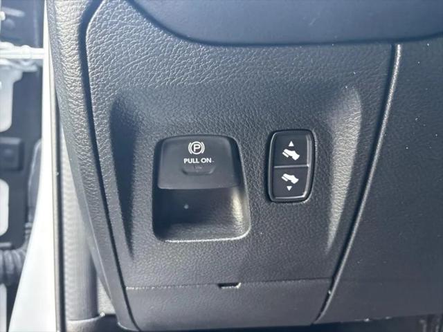 2023 Ram 1500 Limited Crew Cab 4x4 5'7" Box