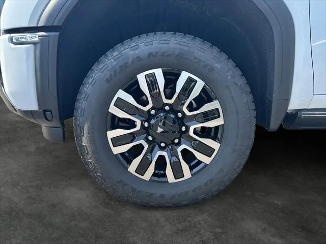 2026 GMC Sierra 3500HD Crew Cab, Long Bed, Denali Ultimate, 4WD