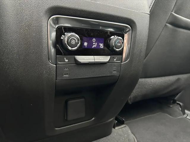2026 Chevrolet Suburban High Country, 4WD