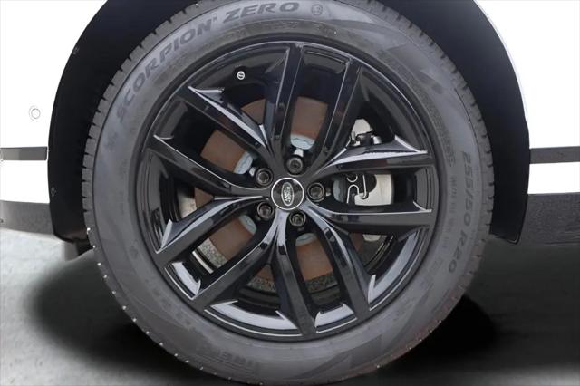 2026 Land Rover Range Rover Velar P250 Dynamic SE