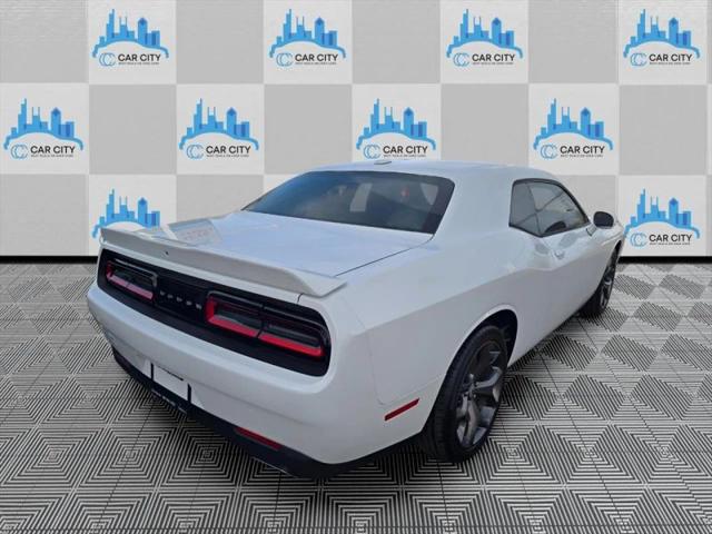 2018 Dodge Challenger SXT Plus