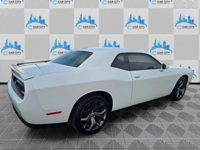 2018 Dodge Challenger SXT Plus