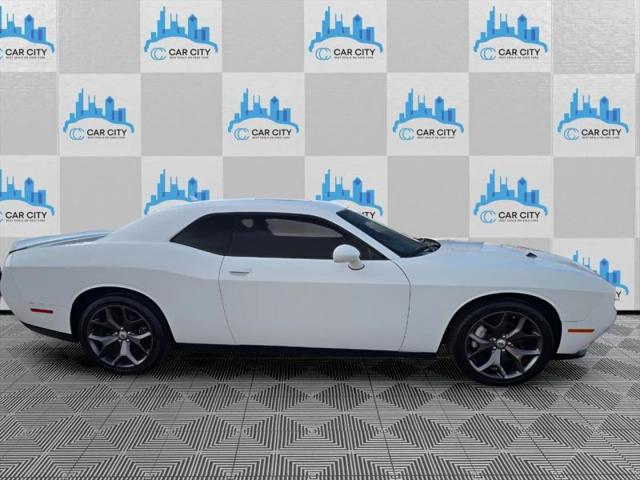 2018 Dodge Challenger SXT Plus