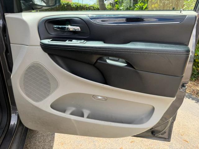 2017 Dodge Grand Caravan SXT