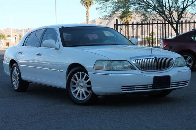 2006 Lincoln Town Car Signature