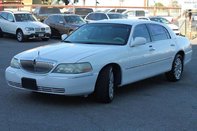 2006 Lincoln Town Car Signature