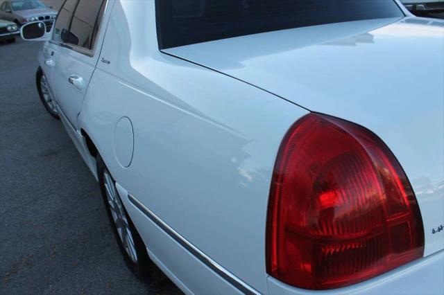 2006 Lincoln Town Car Signature