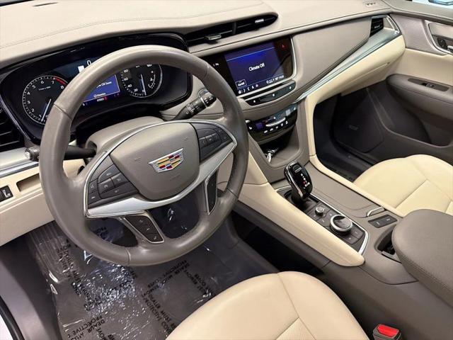 2021 Cadillac XT5 FWD Premium Luxury