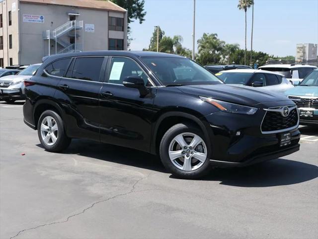 2024 Toyota Highlander LE for sale in Van Nuys, CA