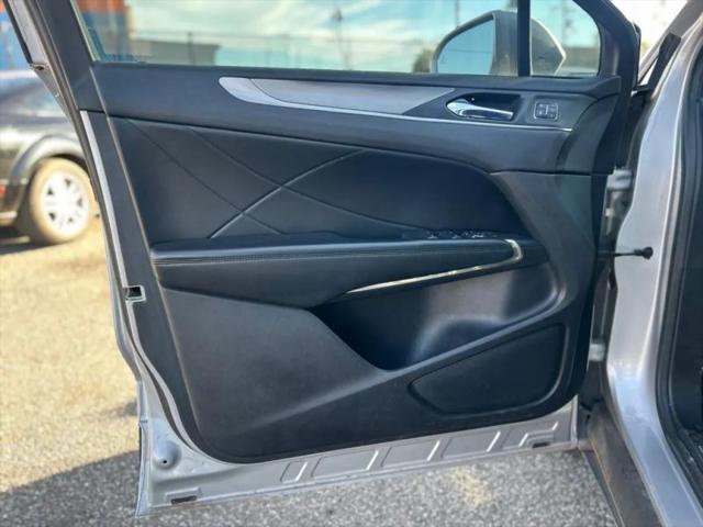 2015 Lincoln MKC Base