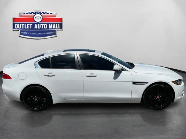 2017 Jaguar XE 25t Premium