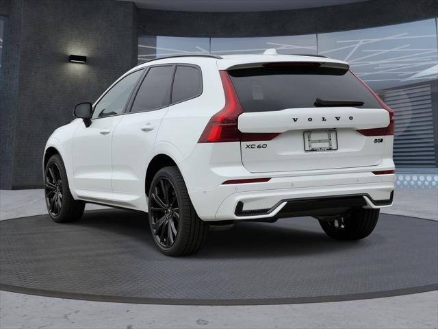 2026 Volvo XC60 B5 Ultra Black Edition
