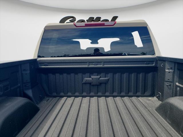 2026 Chevrolet Silverado 1500 4WD Crew Cab Short Bed Custom Trail Boss