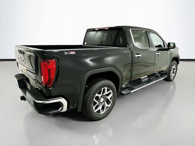 2026 GMC Sierra 1500 Crew Cab, Standard Bed, SLT, 4WD