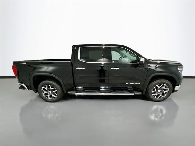 2026 GMC Sierra 1500 Crew Cab, Standard Bed, SLT, 4WD