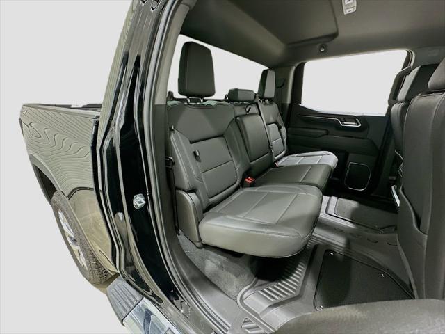 2026 GMC Sierra 1500 Crew Cab, Standard Bed, SLT, 4WD