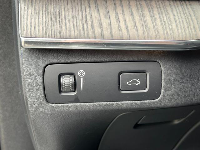 2022 Volvo XC90 T6 Inscription 6 Passenger
