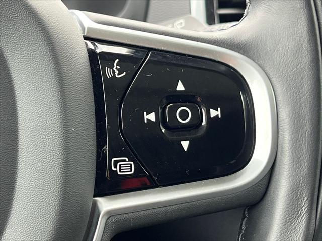 2022 Volvo XC90 T6 Inscription 6 Passenger
