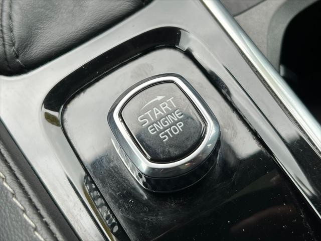 2022 Volvo XC90 T6 Inscription 6 Passenger