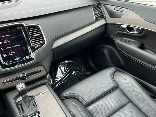 2022 Volvo XC90 T6 Inscription 6 Passenger
