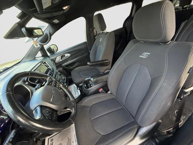 2021 Chrysler Pacifica Touring AWD