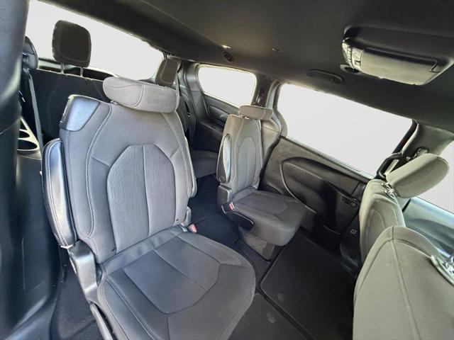 2021 Chrysler Pacifica Touring AWD