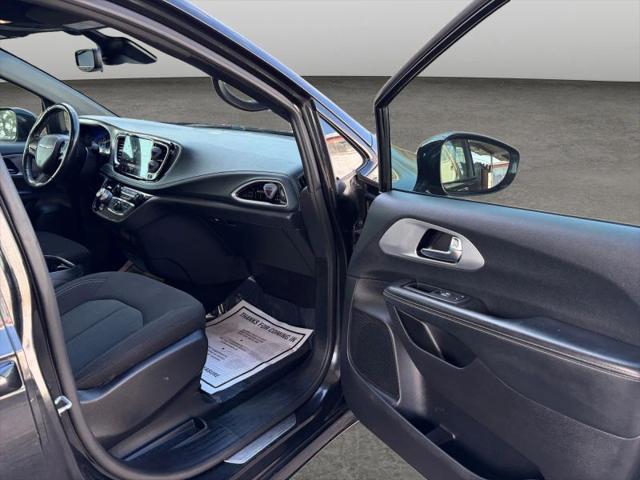 2021 Chrysler Pacifica Touring AWD