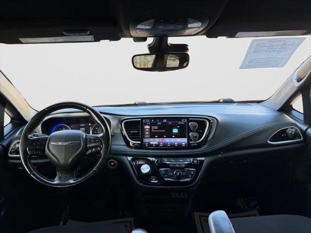 2021 Chrysler Pacifica Touring AWD