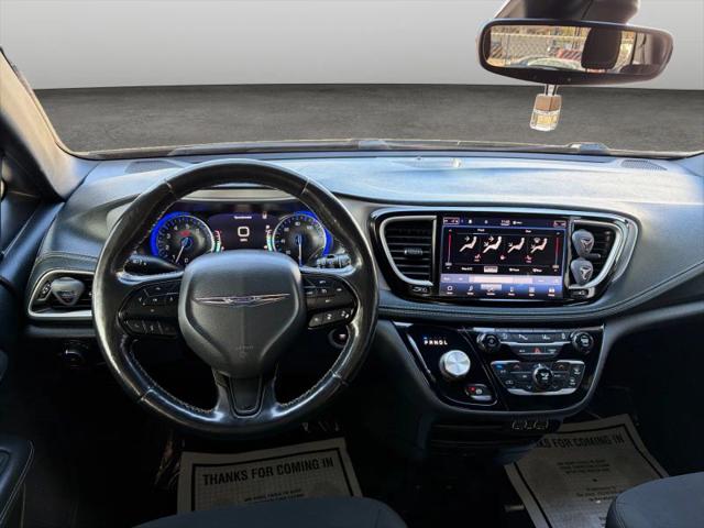 2021 Chrysler Pacifica Touring AWD