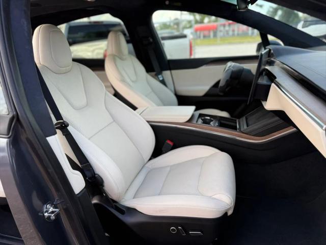 2022 Tesla Model X Dual Motor All-Wheel Drive