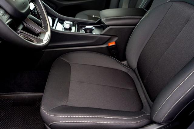 2026 Jeep Grand Cherokee L Altitude 4x2