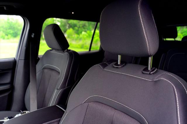2026 Jeep Grand Cherokee L Altitude 4x2