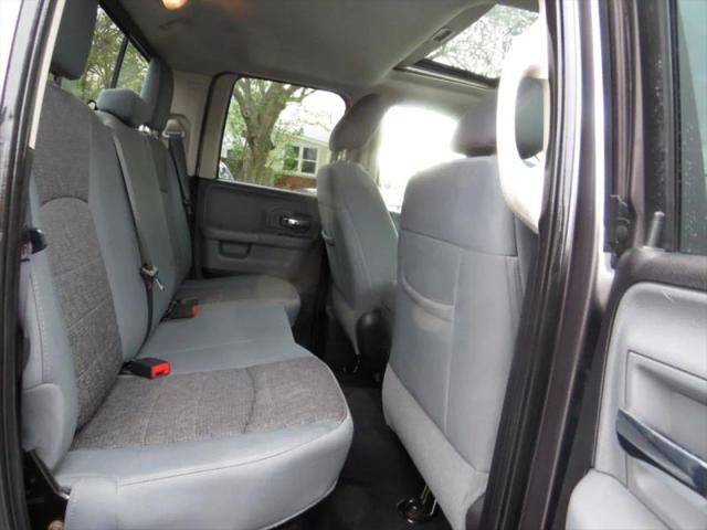 2017 Ram 1500 Big Horn Quad Cab 4x4 6'4" Box