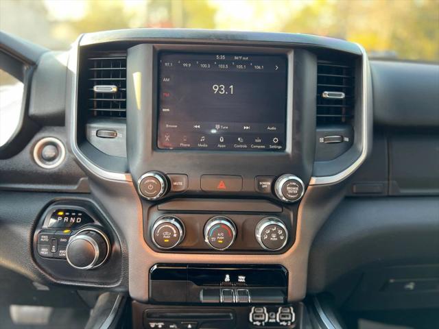 2019 Ram 1500 Big Horn/Lone Star Crew Cab 4x4 5'7" Box