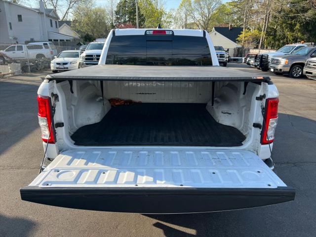 2019 Ram 1500 Big Horn/Lone Star Crew Cab 4x4 5'7" Box