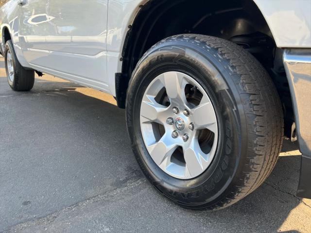 2019 Ram 1500 Big Horn/Lone Star Crew Cab 4x4 5'7" Box