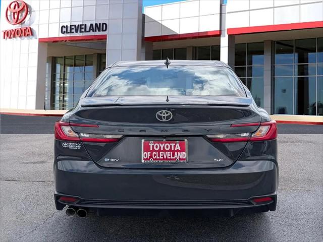 2025 Toyota Camry SE