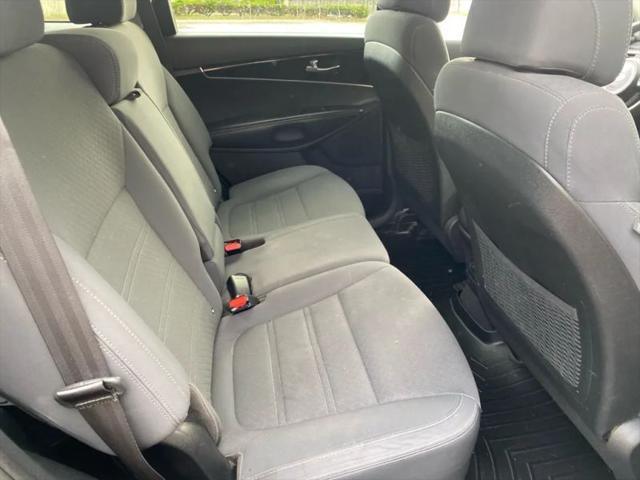 2017 Kia Sorento 3.3L LX