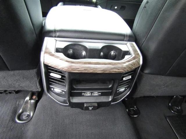 2021 Ram 3500 Laramie Crew Cab 4x4 8' Box