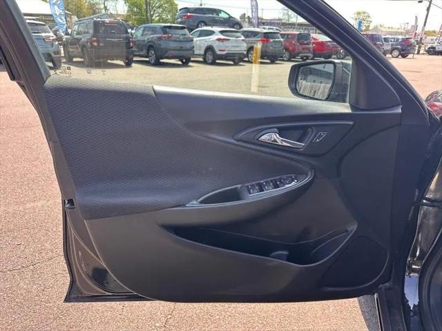 2021 Chevrolet Malibu FWD LT