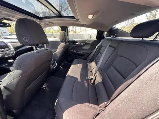 2021 Chevrolet Malibu FWD LT
