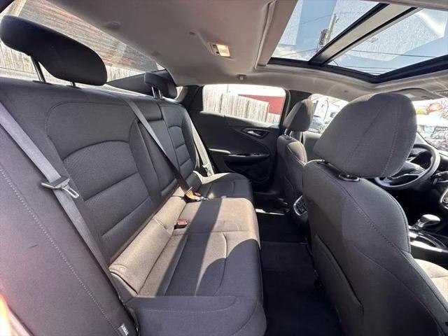 2021 Chevrolet Malibu FWD LT