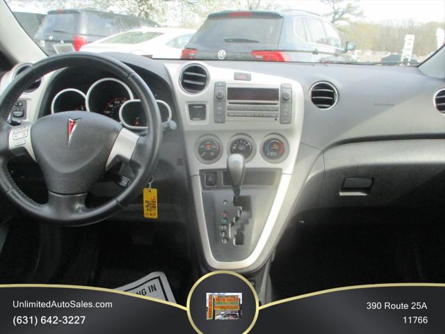 2009 Pontiac Vibe Base