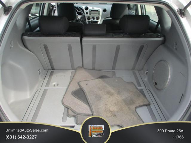 2009 Pontiac Vibe Base