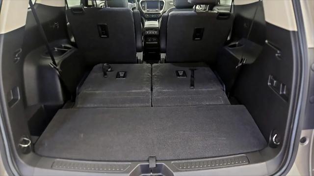 2022 GMC Acadia FWD Denali