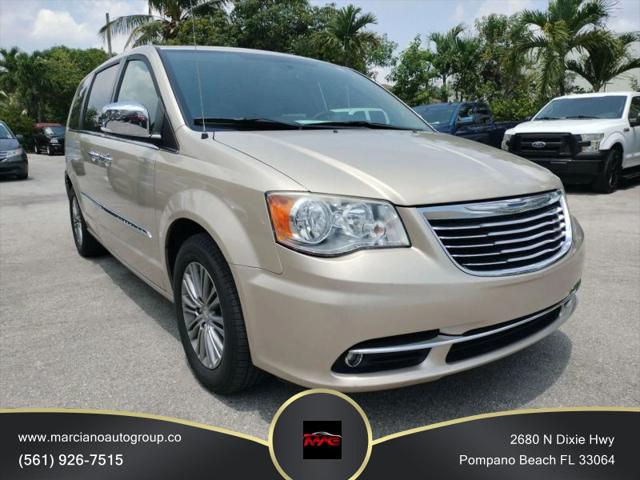 2014 Chrysler Town & Country Touring-L for sale in Pompano Beach, FL