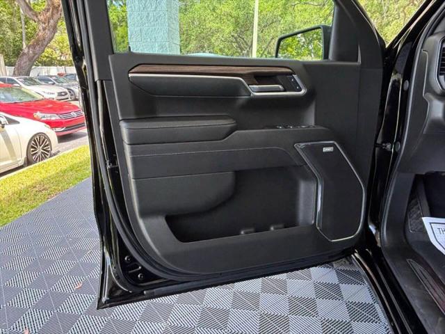 2024 Chevrolet Silverado 1500 4WD Crew Cab Short Bed RST
