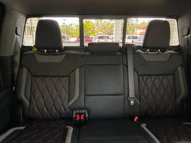 2024 Chevrolet Silverado 1500 4WD Crew Cab Short Bed RST
