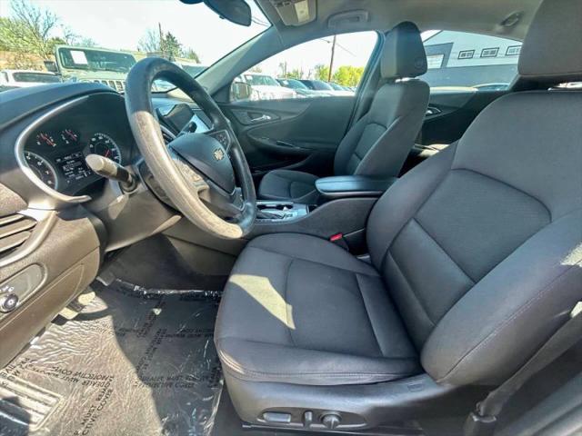 2022 Chevrolet Malibu FWD LT